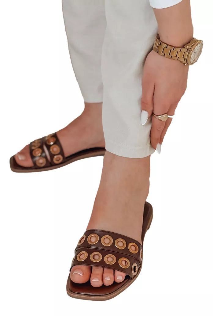 Moteriškos rudos spalvos šlepetės Stelsan