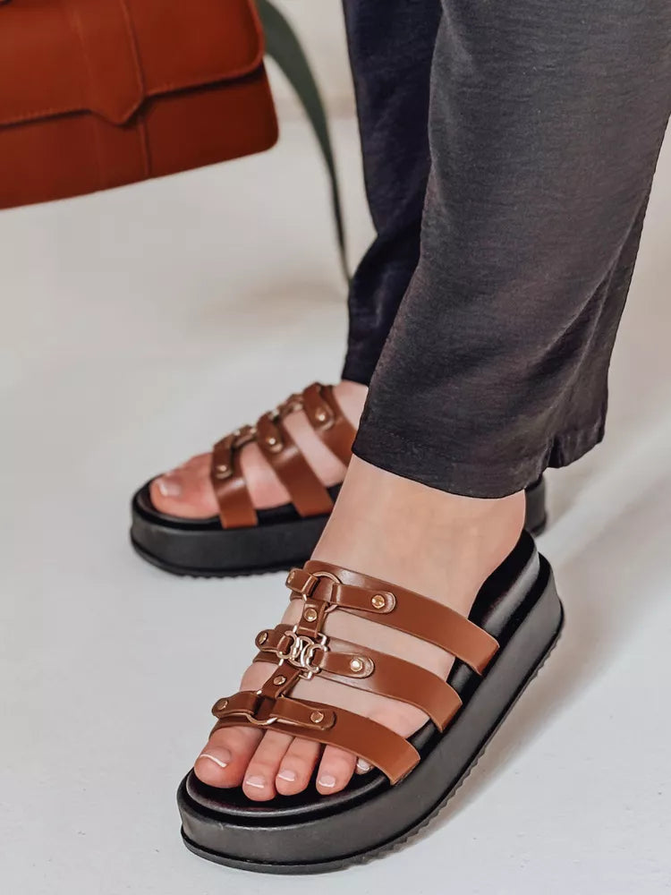 Moteriškos rudos šlepetės Platofi