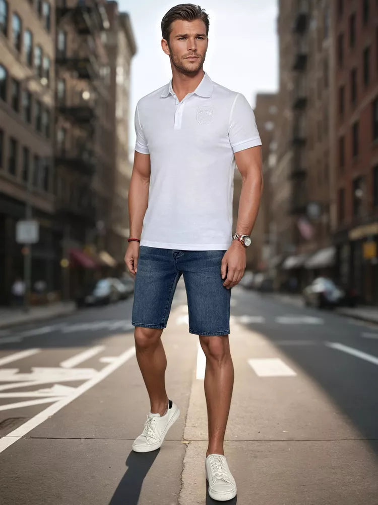 Vyriški baltos spalvos polo marškinėliai su logotipu Emb