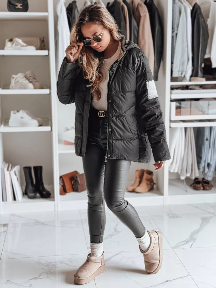 Juoda moteriška striukė Himen