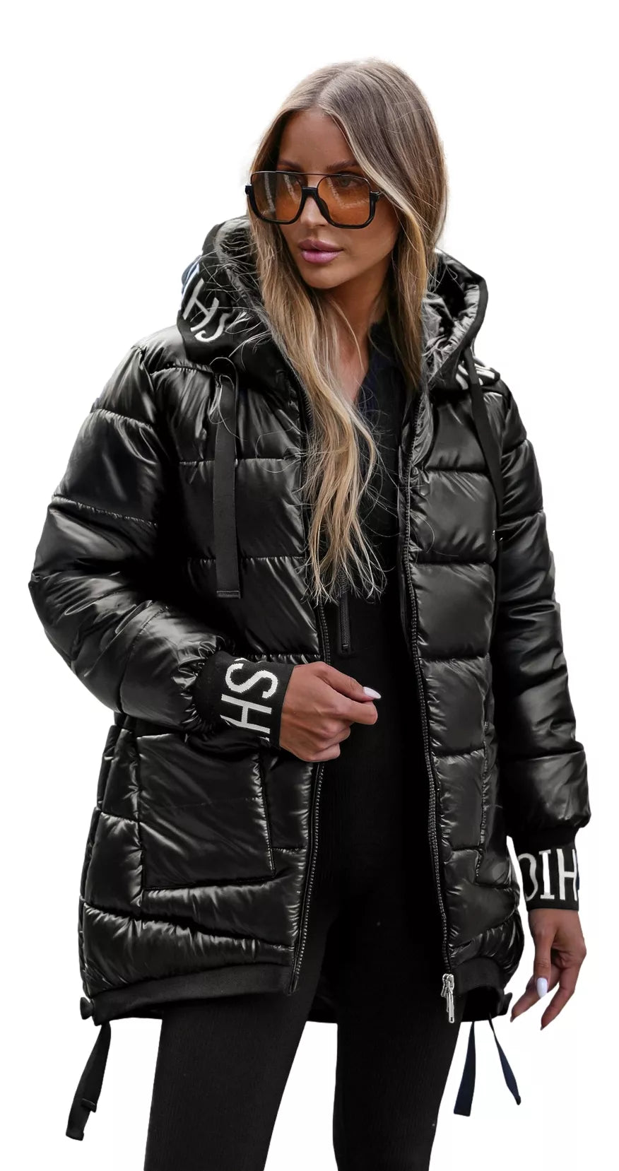 Juoda blizgi striukė Agor