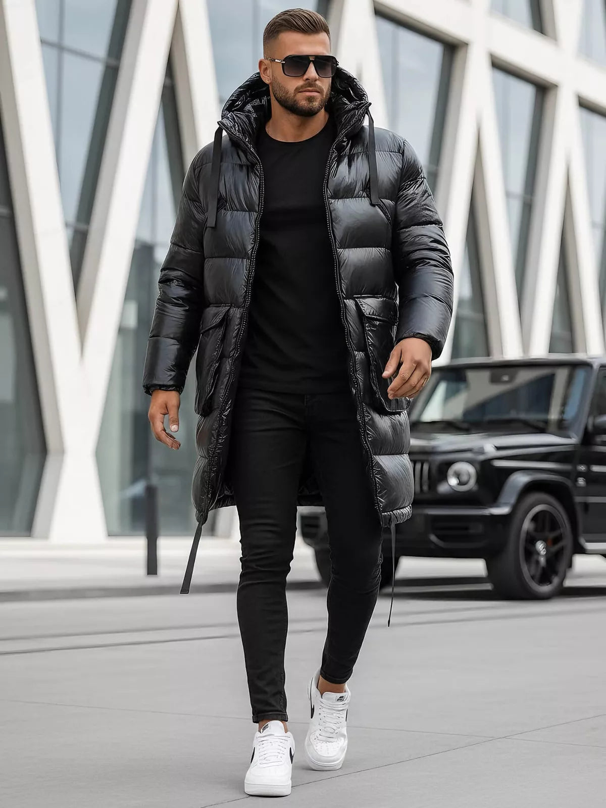 Juoda  blizgi vyriška striukė su gobtuvu Monakko