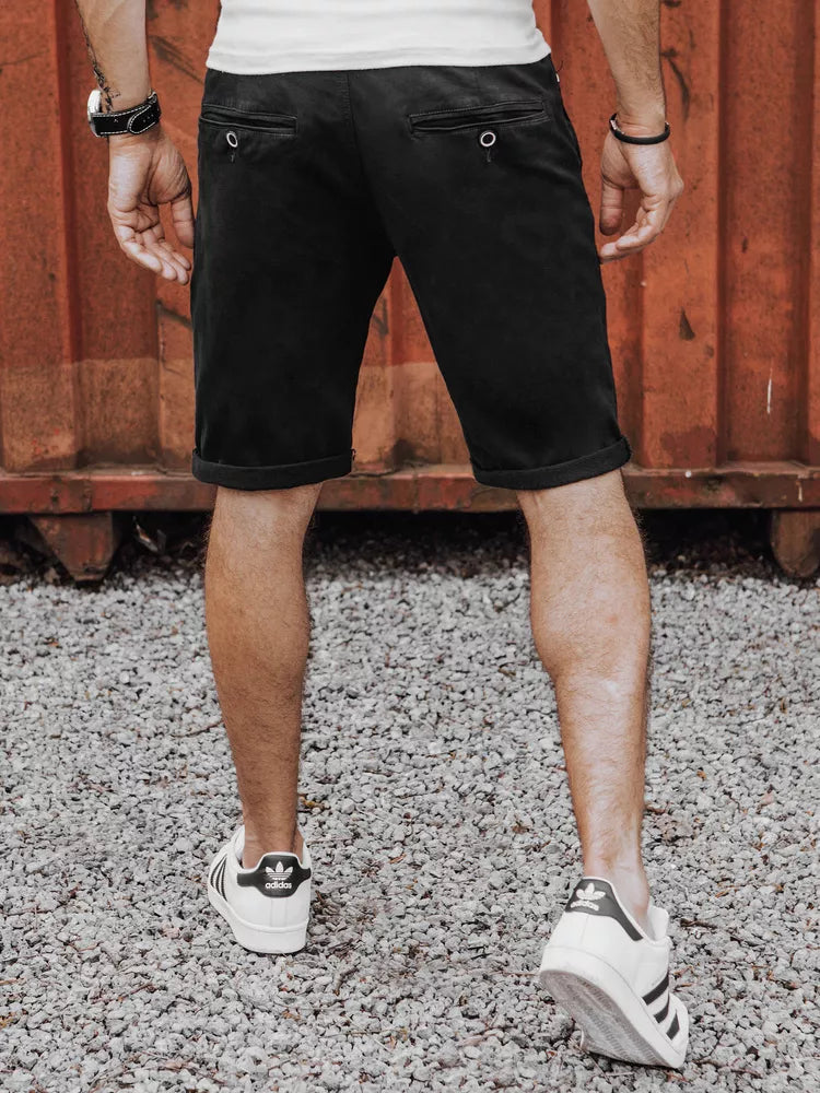 Vyriški juodos spalvos džinsiniai šortai Den