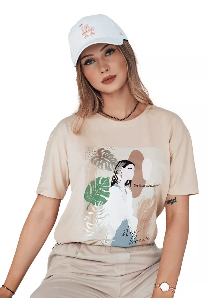 Moteriški rusvos spalvos marškinėliai Breivi