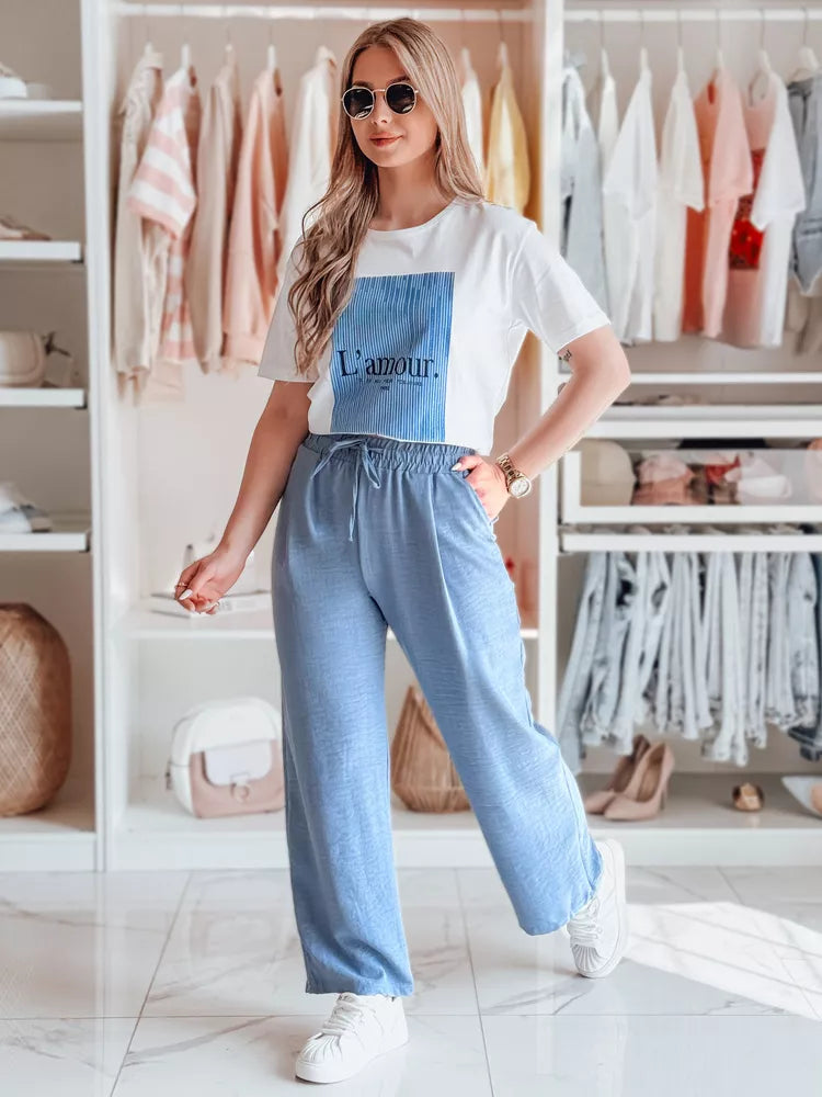 Moteriški balti su mėlynu dizainu marškinėliai Lamur