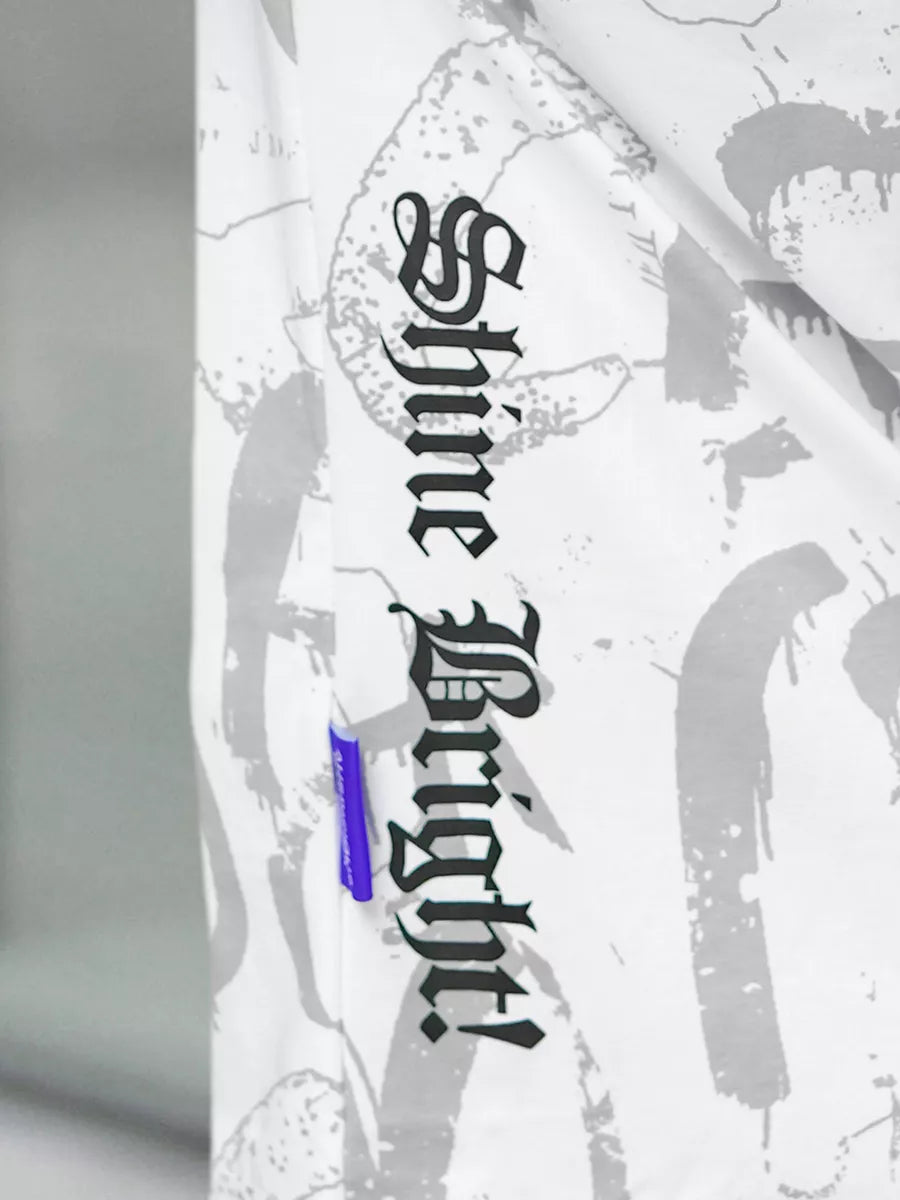 Vyriški baltos spalvos laisvo kirpimo marškinėliai Shine Bright