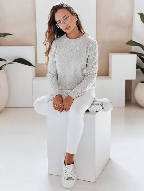 Moteriškas šviesiai pilkas megztinis Bravina