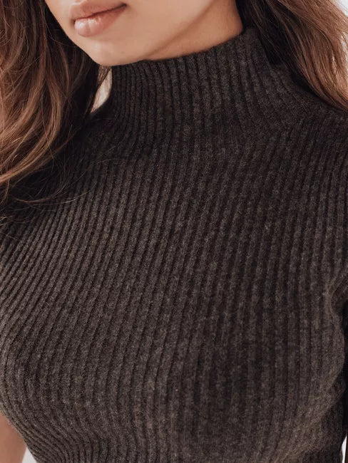 Moteriškas tamsiai rudas megztinis Bela
