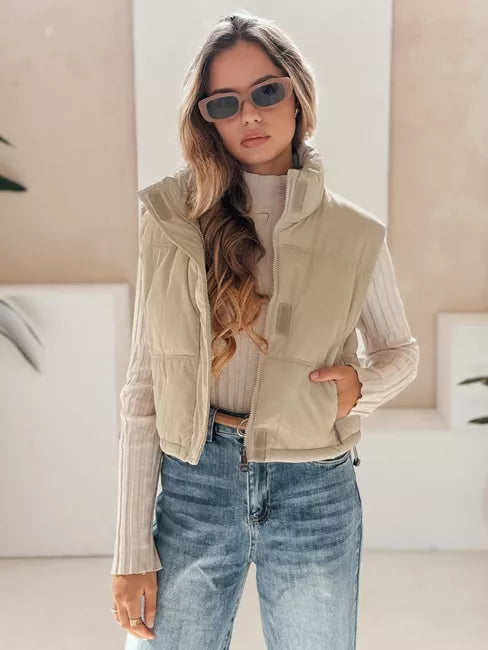 Moteriška rusvos spalvos liemenė Veta