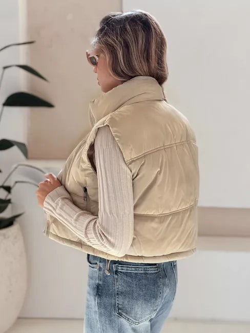 Moteriška rusvos spalvos liemenė Veta