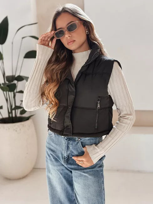 Moteriška juodos spalvos liemenė Veta