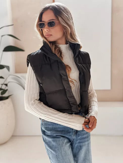 Moteriška juodos spalvos liemenė Veta