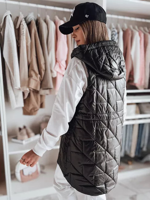 Moteriška juodos spalvos liemenė Demak