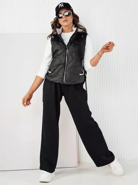 Moteriška juoda liemenė su gobtuvu Teros