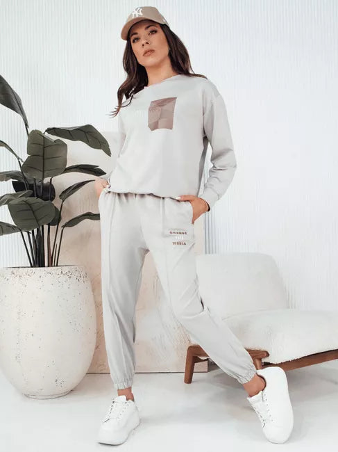 Moteriškas pilkas komplektas Future