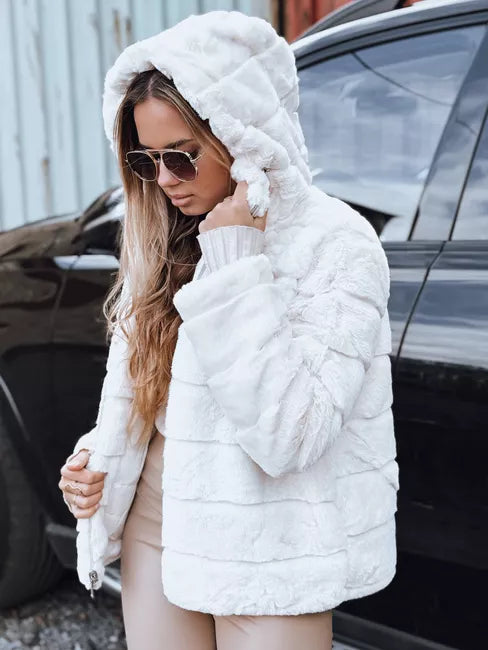 Moteriškas rusvas kailinis švarkas Santa