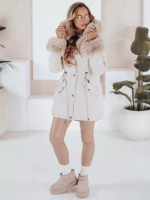 Moteriška balta striukė Gibon