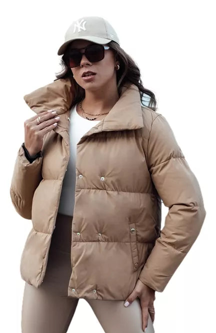 Moteriška žiemeinė rusvos spalvos striukė Lari