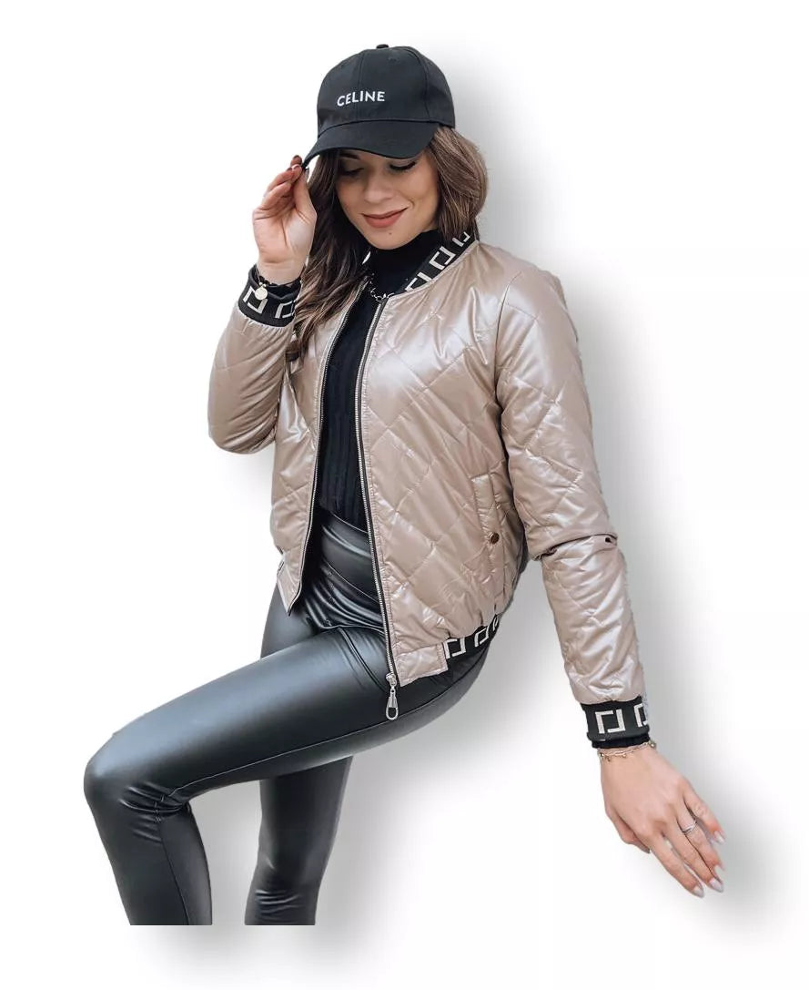 Moteriška rusva striukė Basik