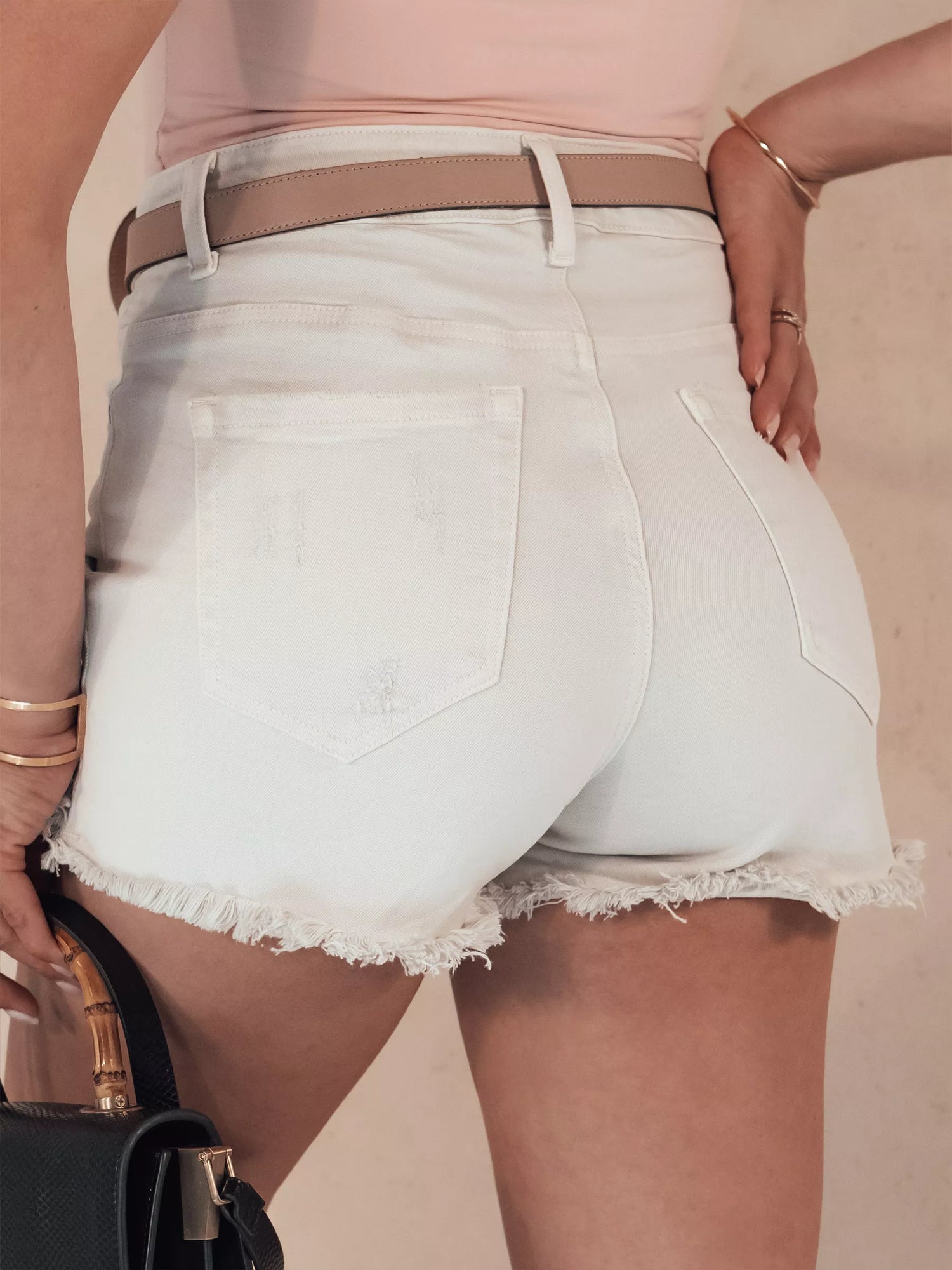 Moteriški rusvi džinsiniai šortai Popglam