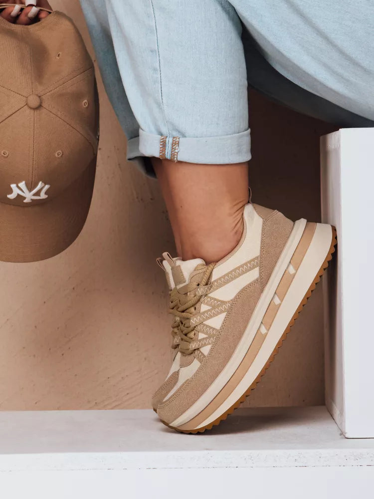 Moteriški rusvi laisvalaikio batai Show