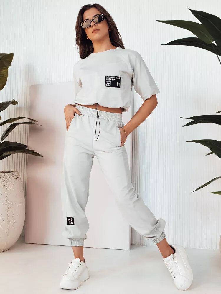 Moteriškas šviesiai pilkas komplektas Holty