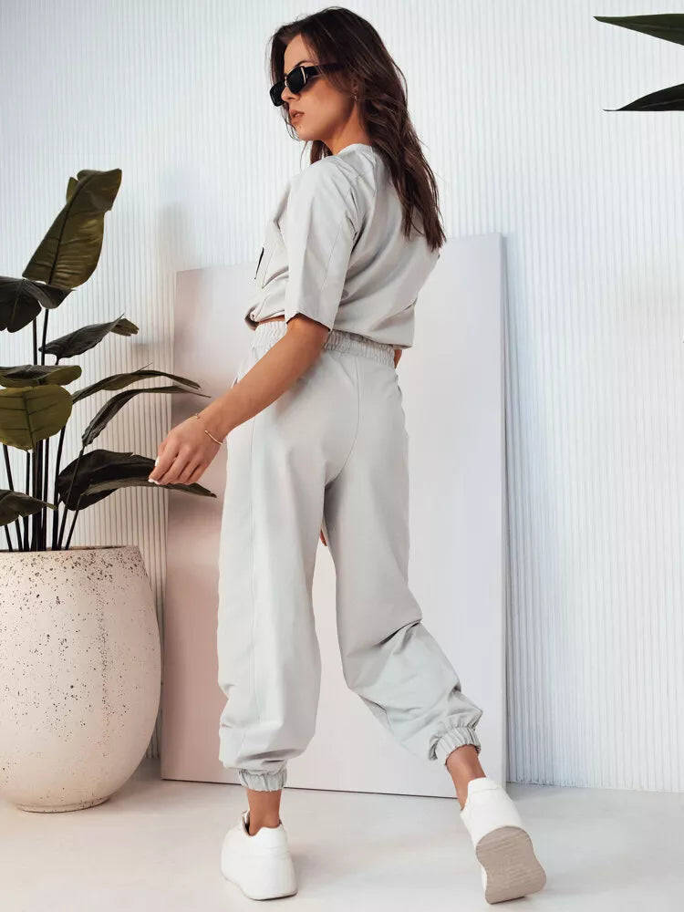 Moteriškas šviesiai pilkas komplektas Holty