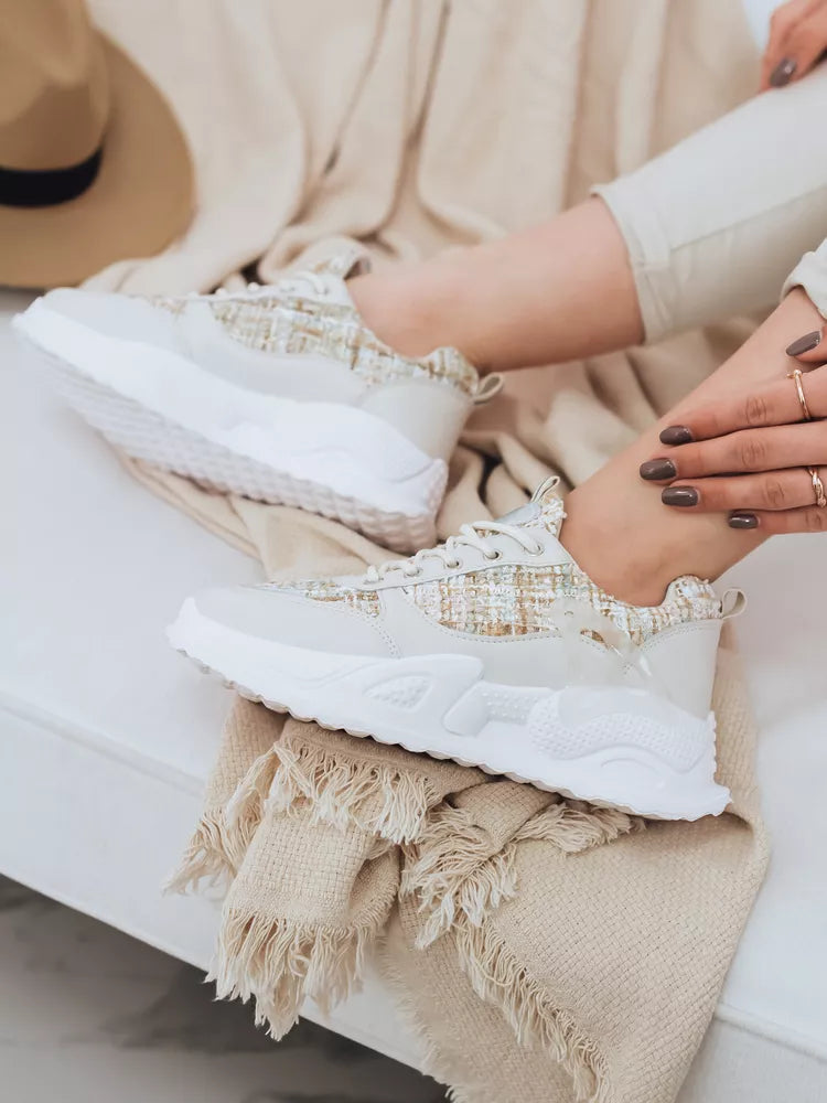 Moteriški rusvos spalvos laisvalaikio batai Tega