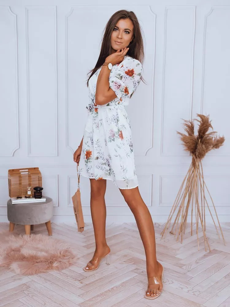 Moteriška suknelė balta su gėlėmis Rauza