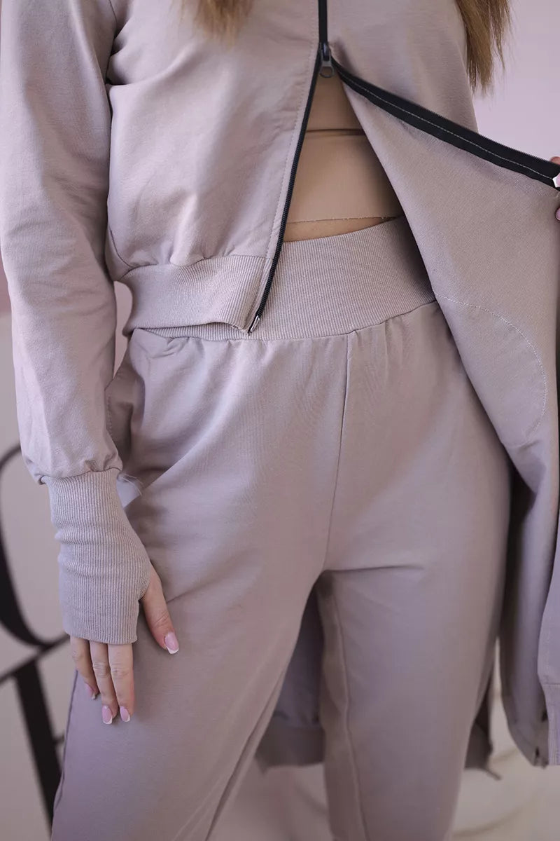 Moteriškas smėlinės spalvos  komplektas Donni