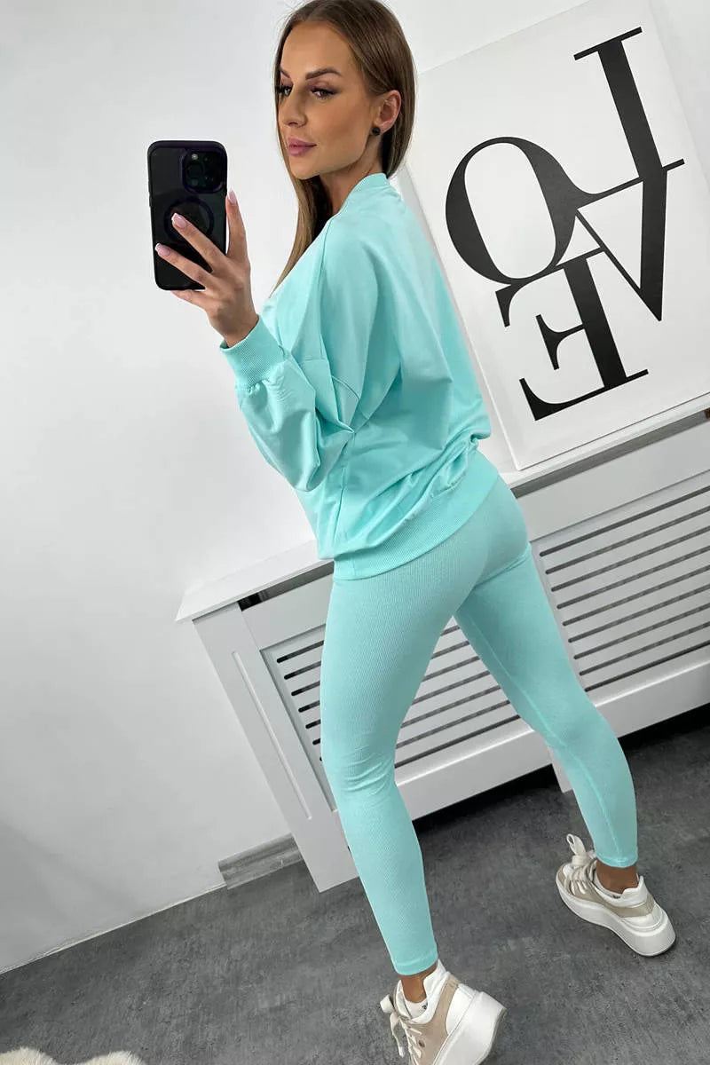 Moteriškas mėtinės spalvos komplektas California