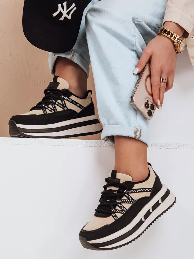 Moteriški juodi laisvalaikio batai Show