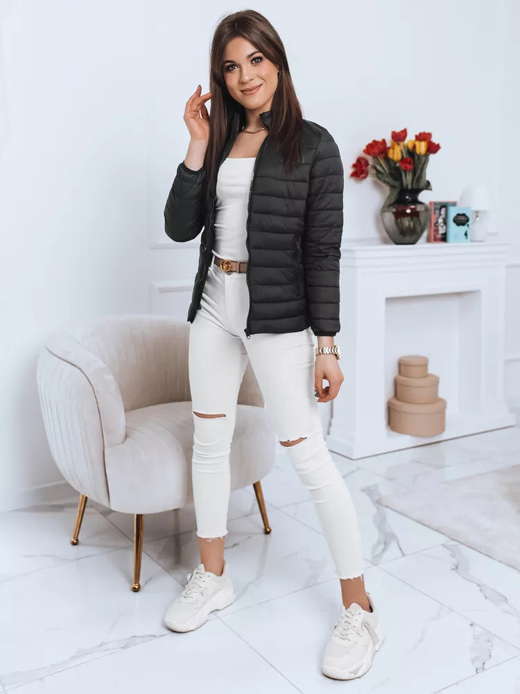 Juodos spalvos moteriška pavasarinė striukė Doli