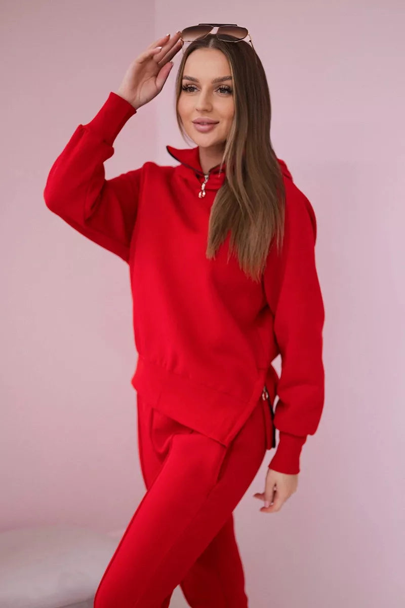 Moteriškas raudonas komplektas First