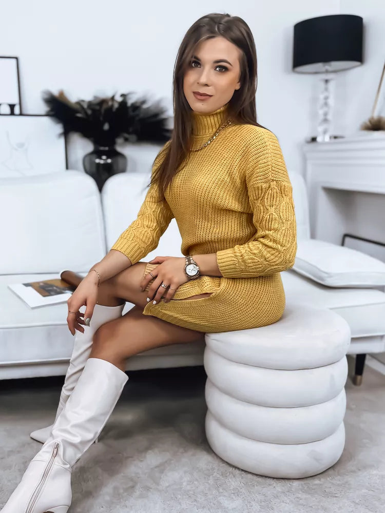 Moteriška megzta geltona suknelė Piron