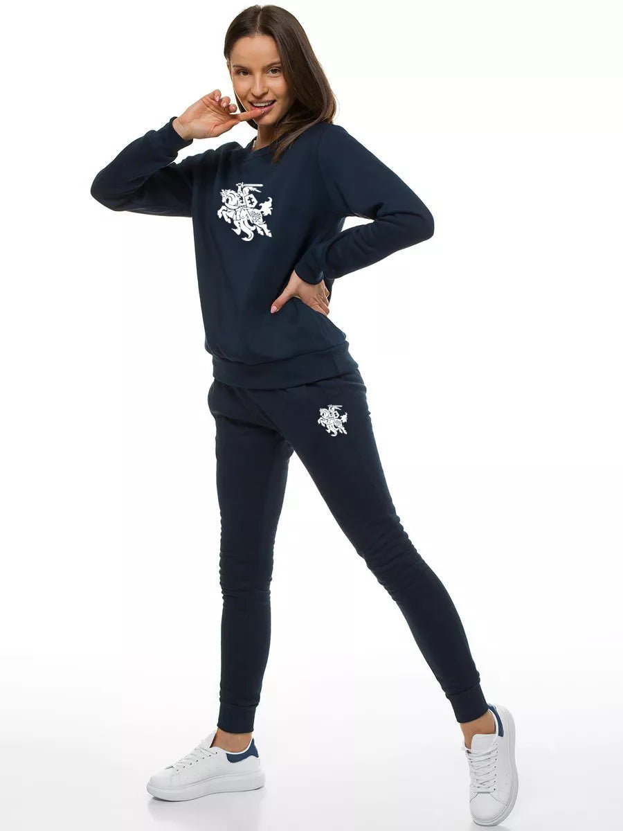 Moteriškas tamsiai mėlynas komplektas Vytis