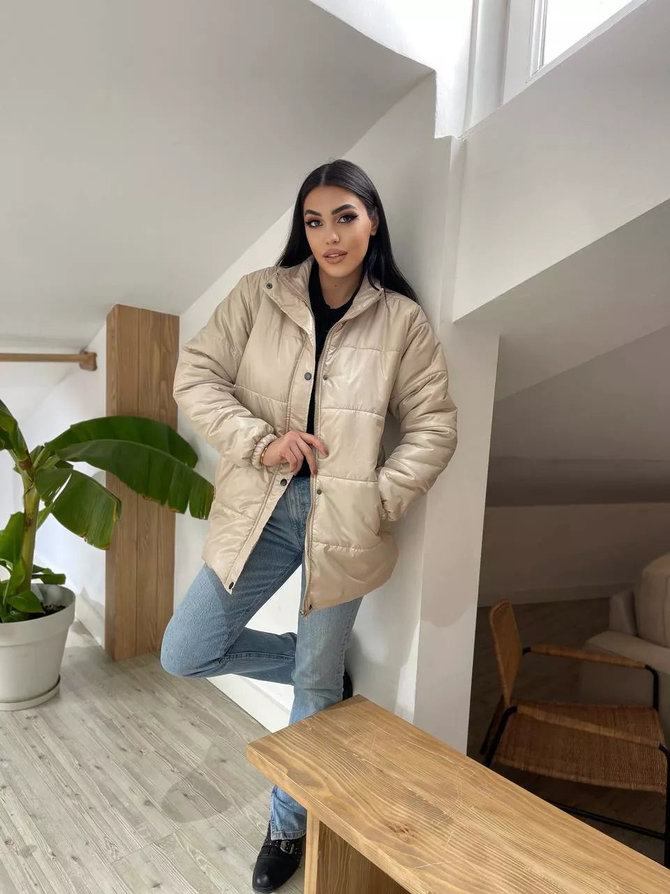 Stilinga moteriška rusva striukė Gebor