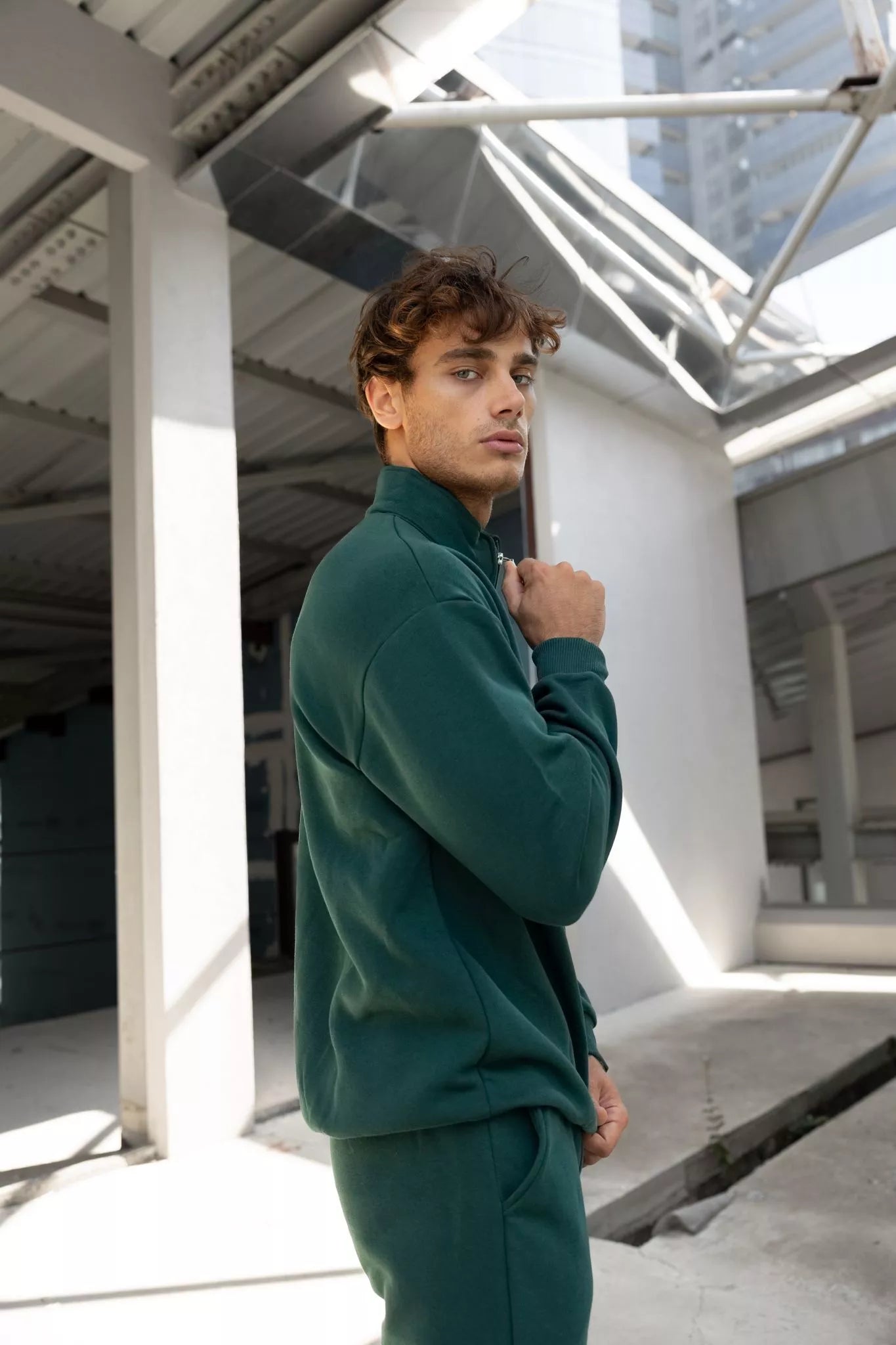 Tamsiai žalias vyriškas komplektas Gerol