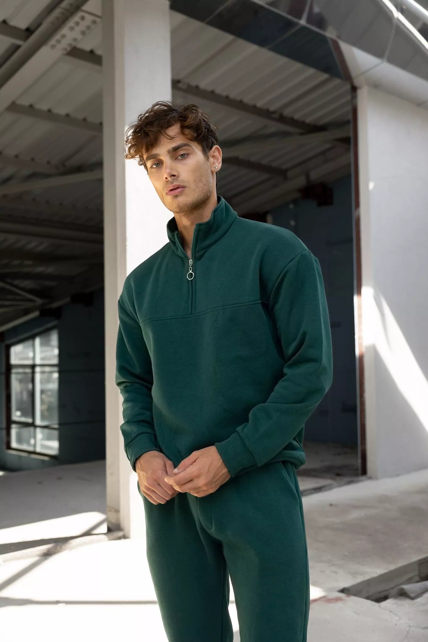 Tamsiai žalias vyriškas komplektas Gerol