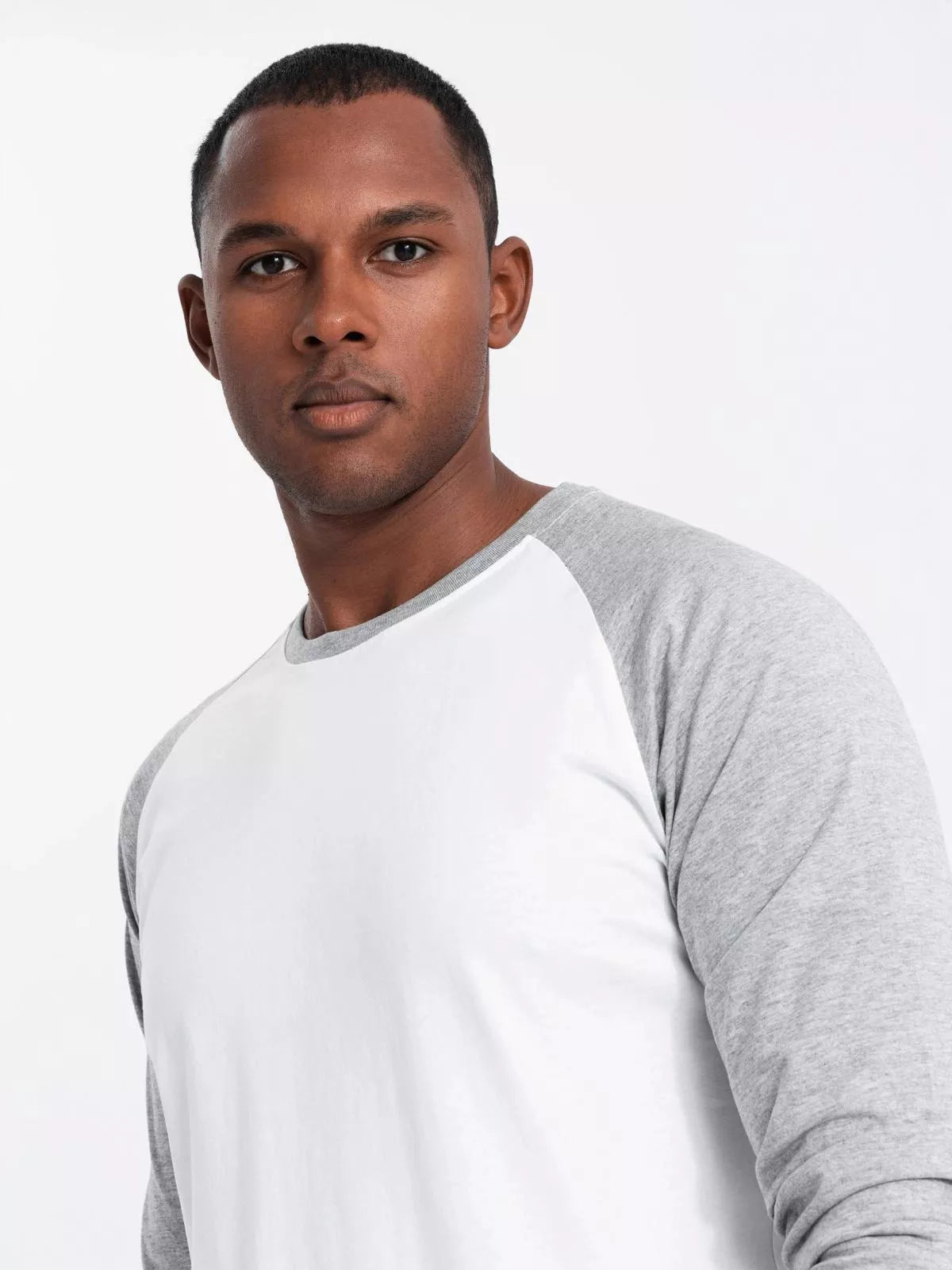 Vyriški balti/pilki marškinėliai ilgomis rankovėmis Artur