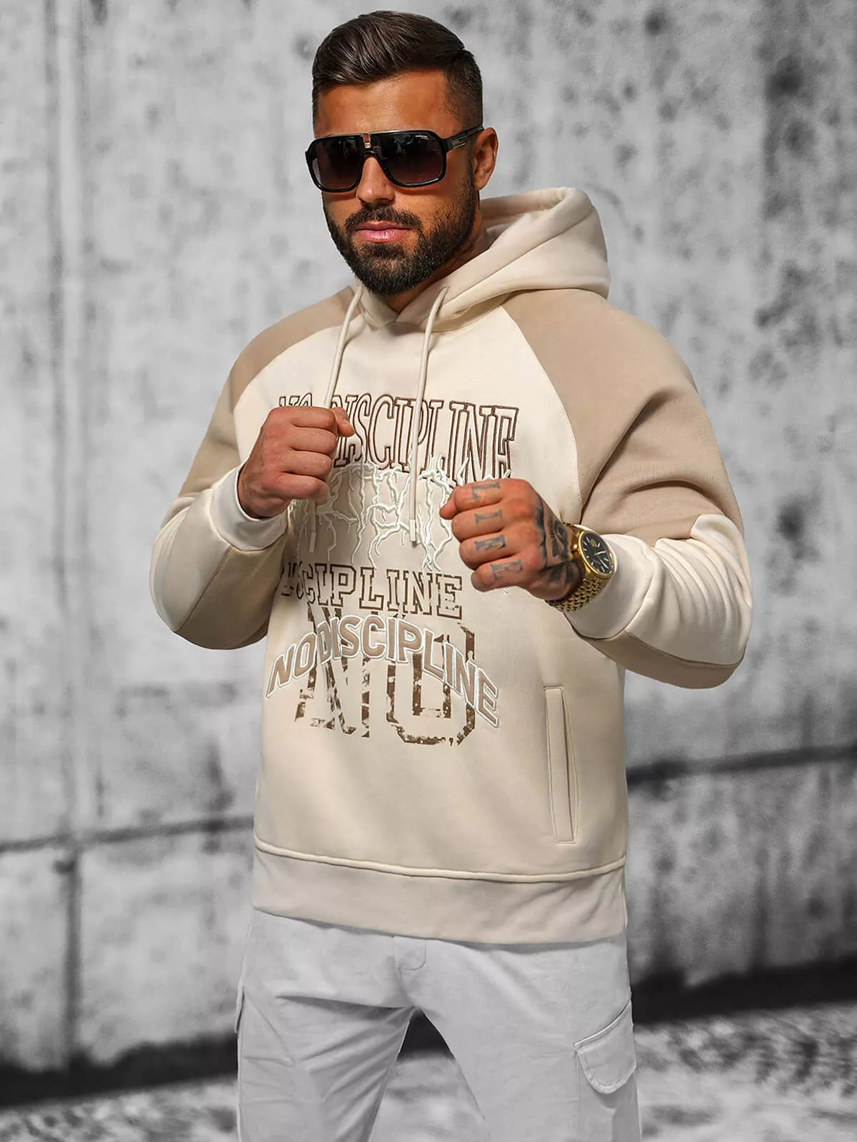 Vyriškas rusvas džemperis No Discipline