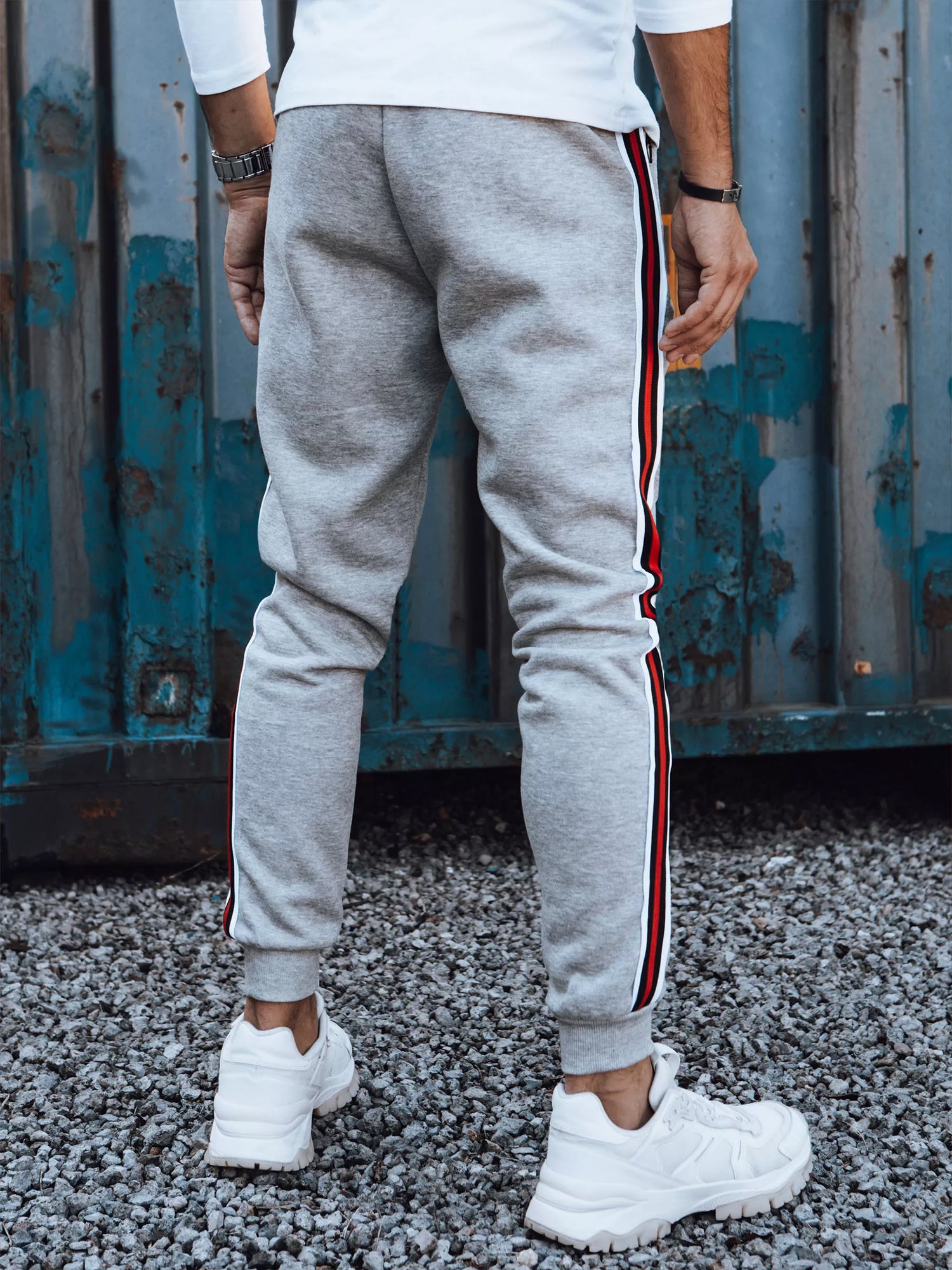 Vyriškos šviesiai pilkos laisvalaikio kelnės Adam