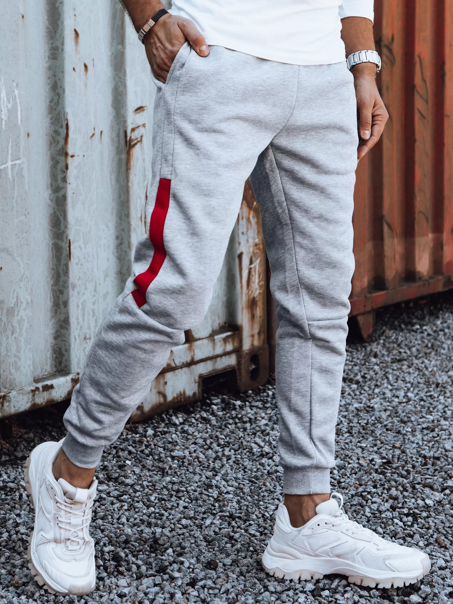 Vyriškos šviesiai pilkos laisvalaikio kelnės Finn