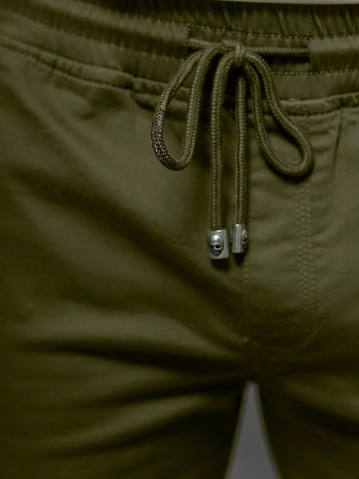 Vyriški chaki spalvos šortai Nica