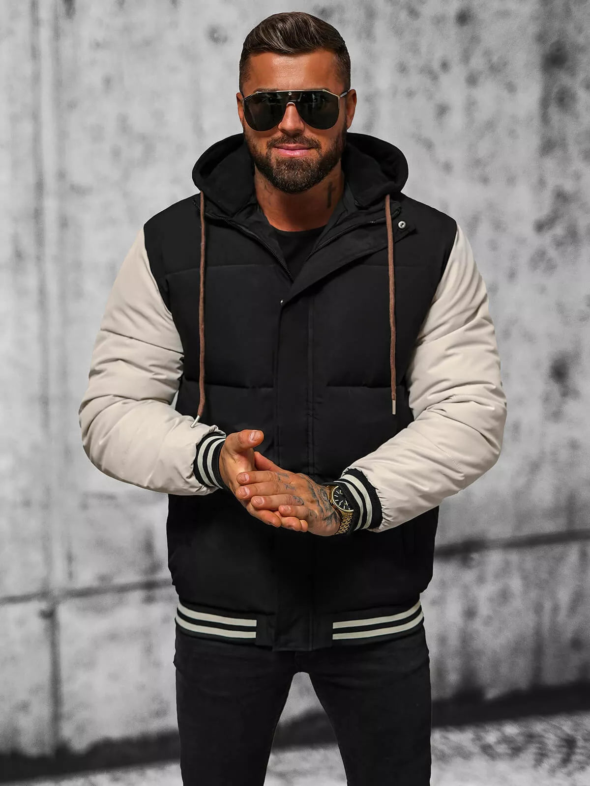 Juoda vyriška striukė su rusvomis rankovėmis Ecru