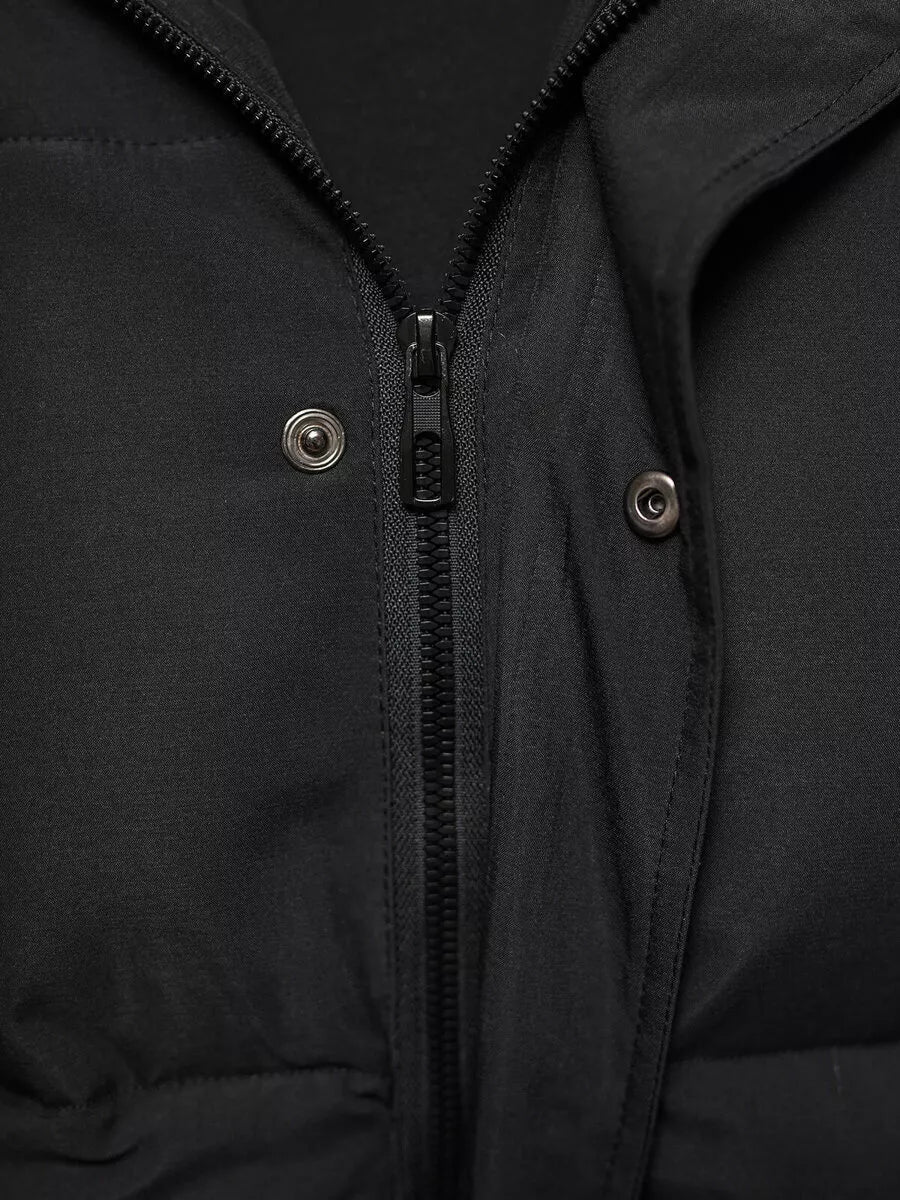 Juoda vyriška striukė su rusvomis rankovėmis Ecru