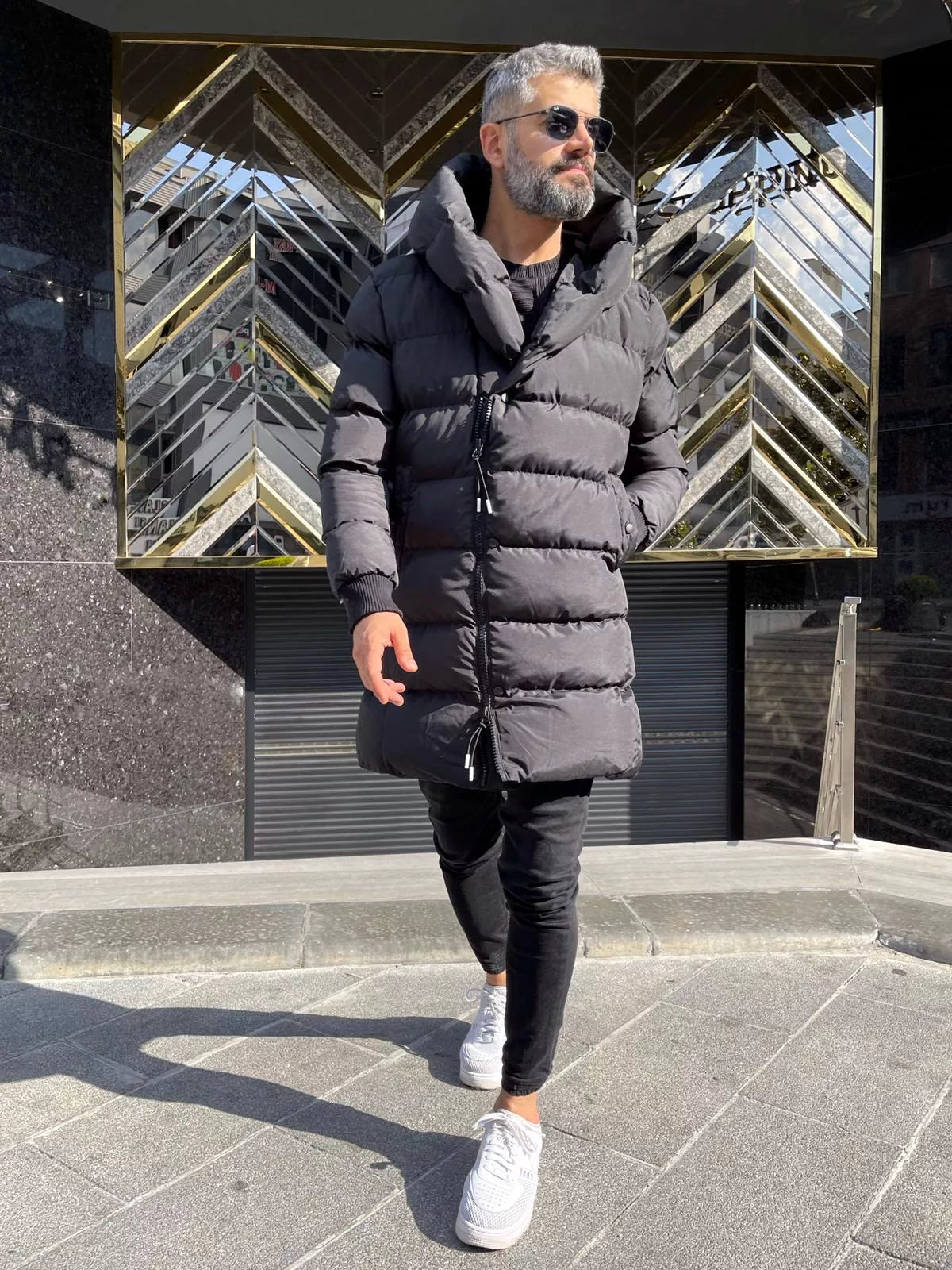 Juoda vyriška striukė be gobtuvo Guno