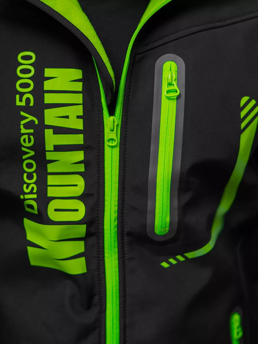 Juoda vyriška striukė su žaliomis detalėmis Ero