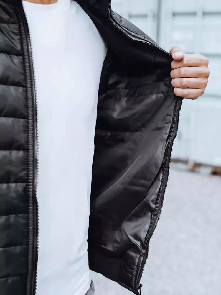 Vyriška juodos spalvos striukė Tiful