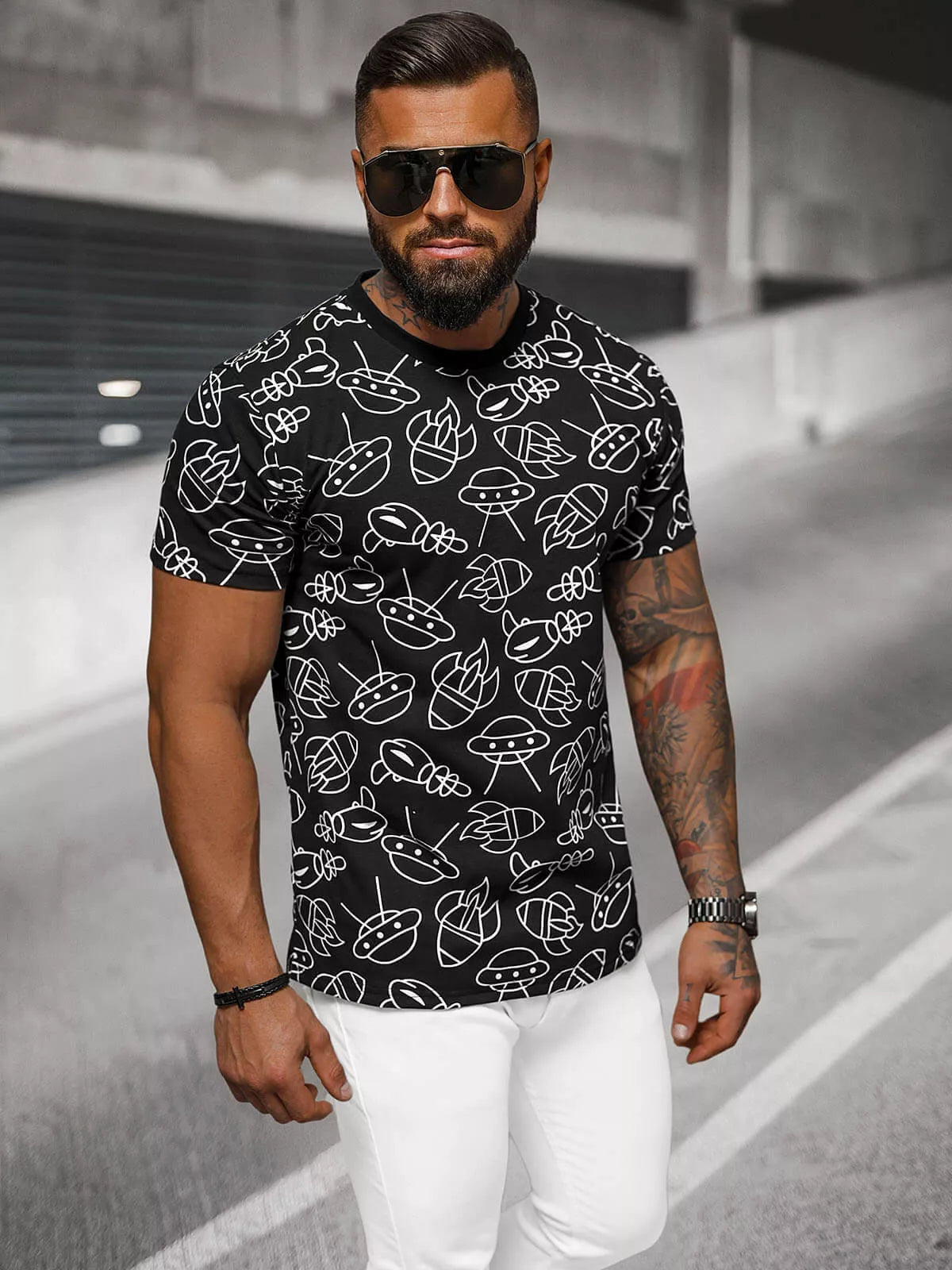 Vyriški juodi marškinėliai Space